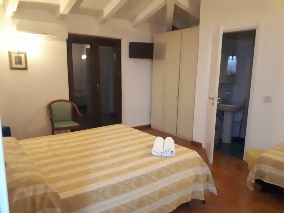 Hotel La Perla Villammare Extérieur photo