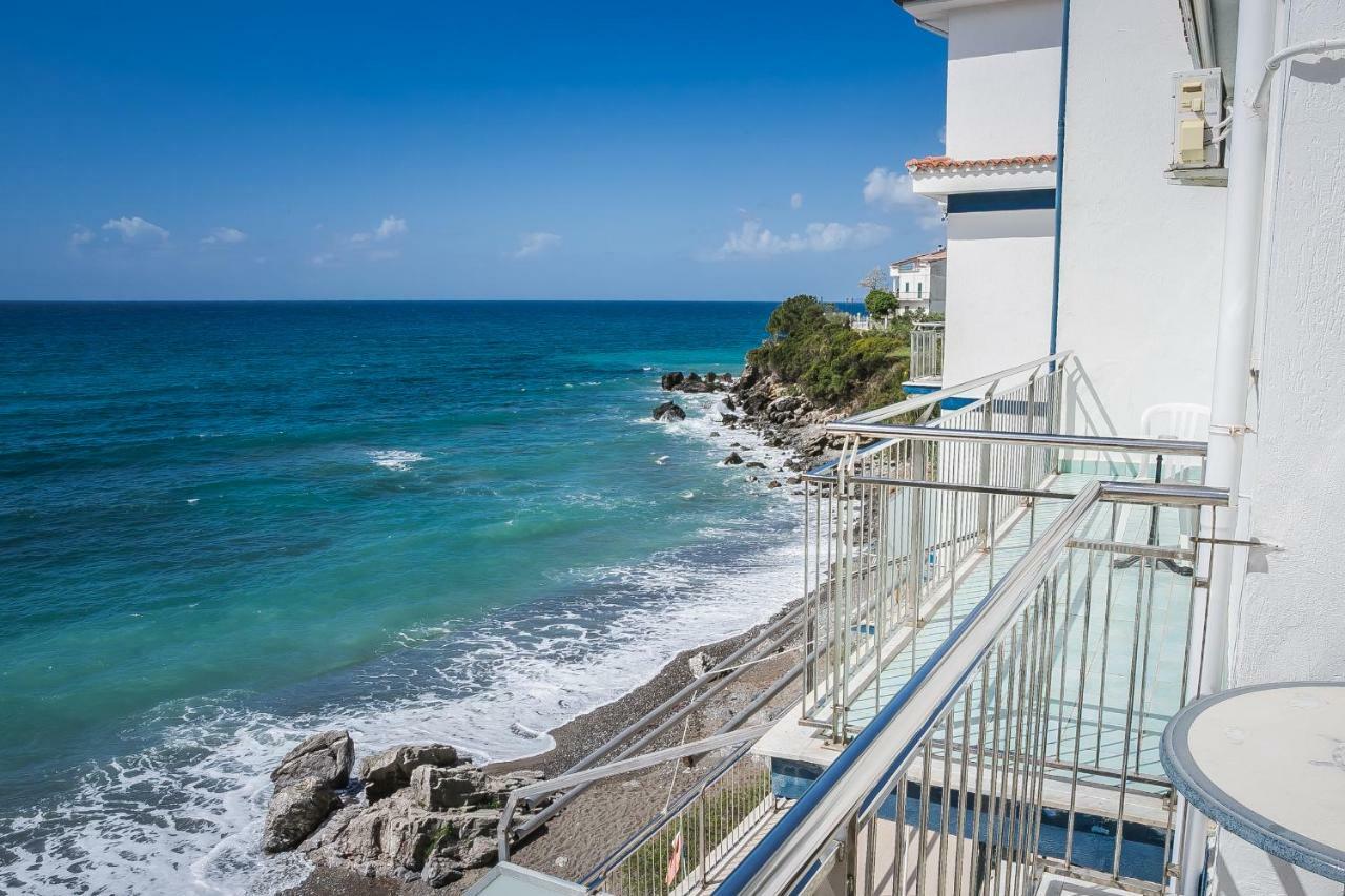 Hotel La Perla Villammare Extérieur photo