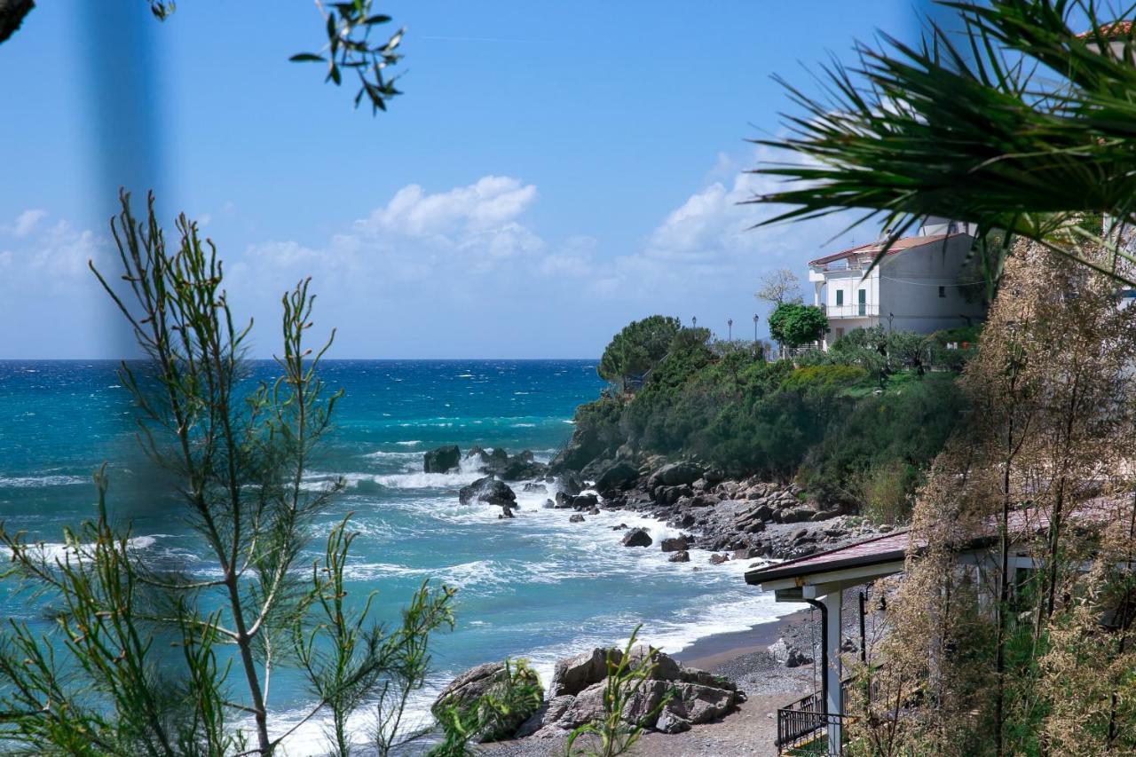 Hotel La Perla Villammare Extérieur photo